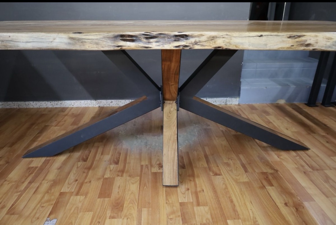 Tisch – Bild 2