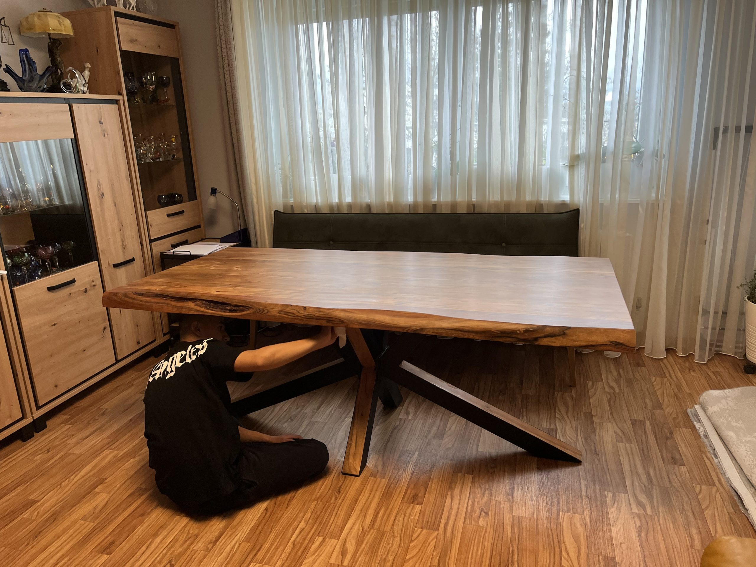 Tisch – Bild 4