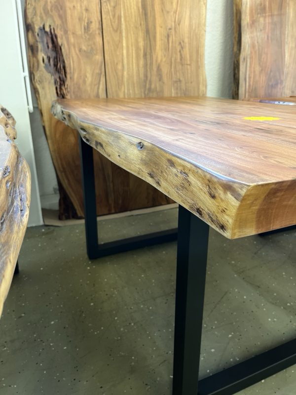 Esstisch Tisch + Massivholz Akazie + 140x90 cm Baumkanten Tische – Bild 2