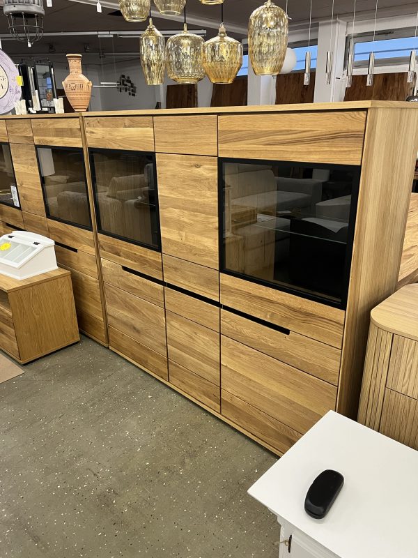 Highboard Kommode Vitrine Front
Massivholz Eiche – Bild 2