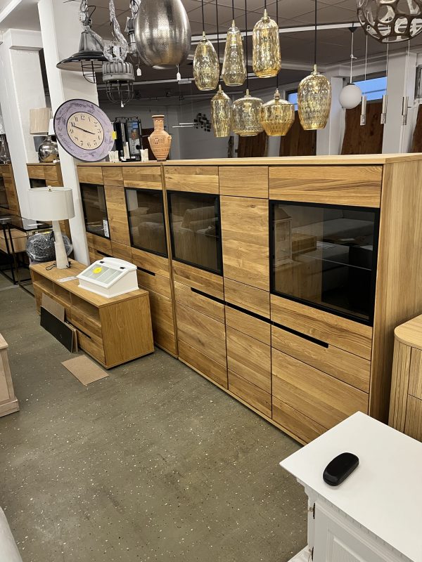 Highboard Kommode Vitrine Front
Massivholz Eiche – Bild 10