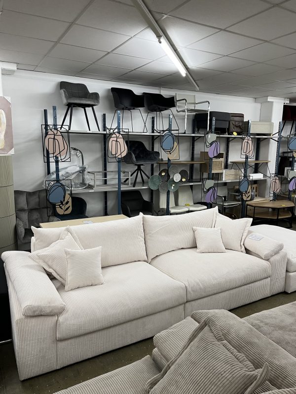 Big-Sofa Wohnlandschaft XXL Mega Sofa
+ Hocker in Cord – Bild 4