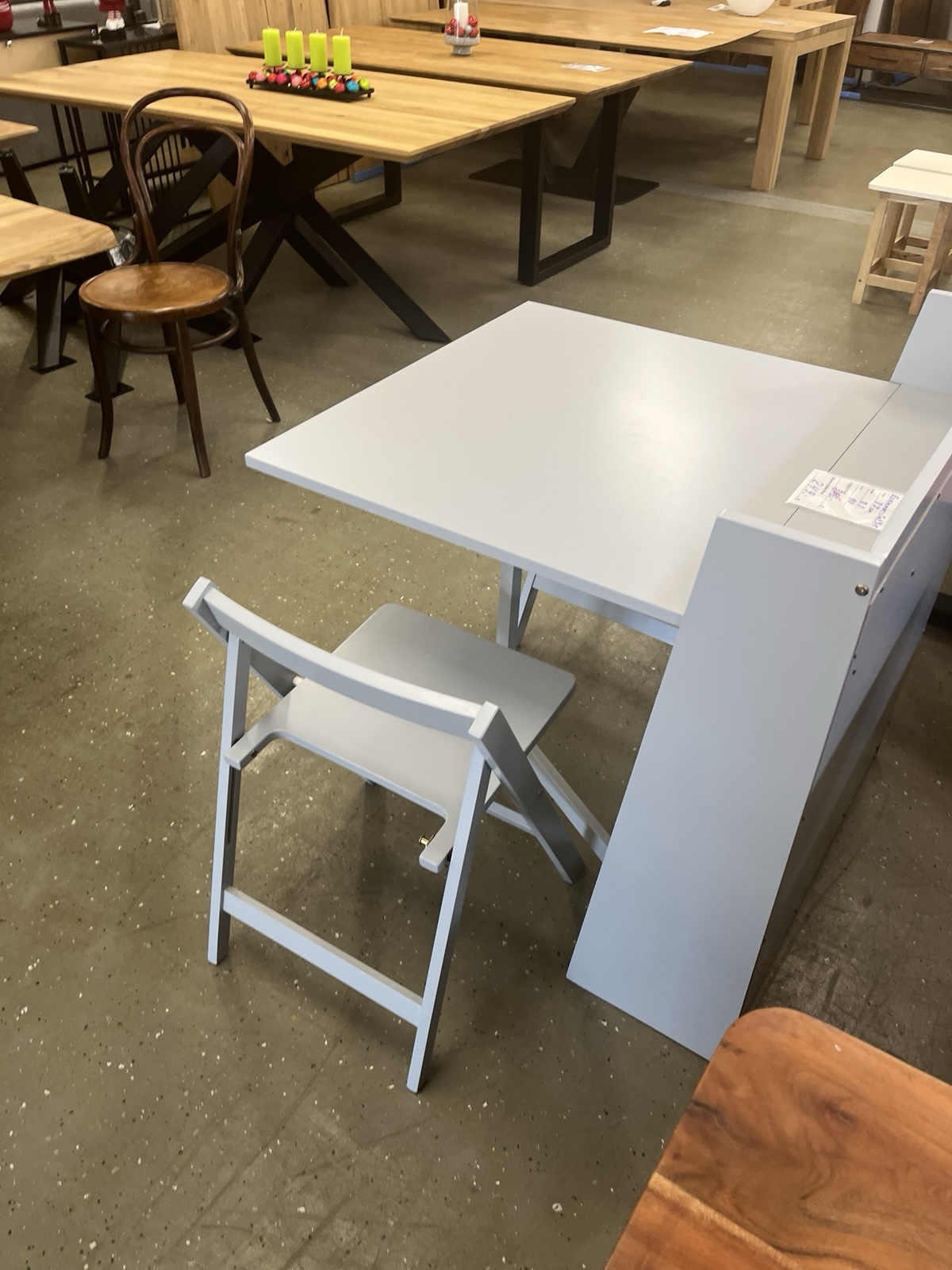 Tisch mit Stühle Das kompakte Esszimmer-Set in hellgrau Neu ! – Bild 8