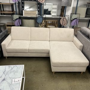 Ecksofa mit Holzfüßen Récamiere links und rechts montierbar !