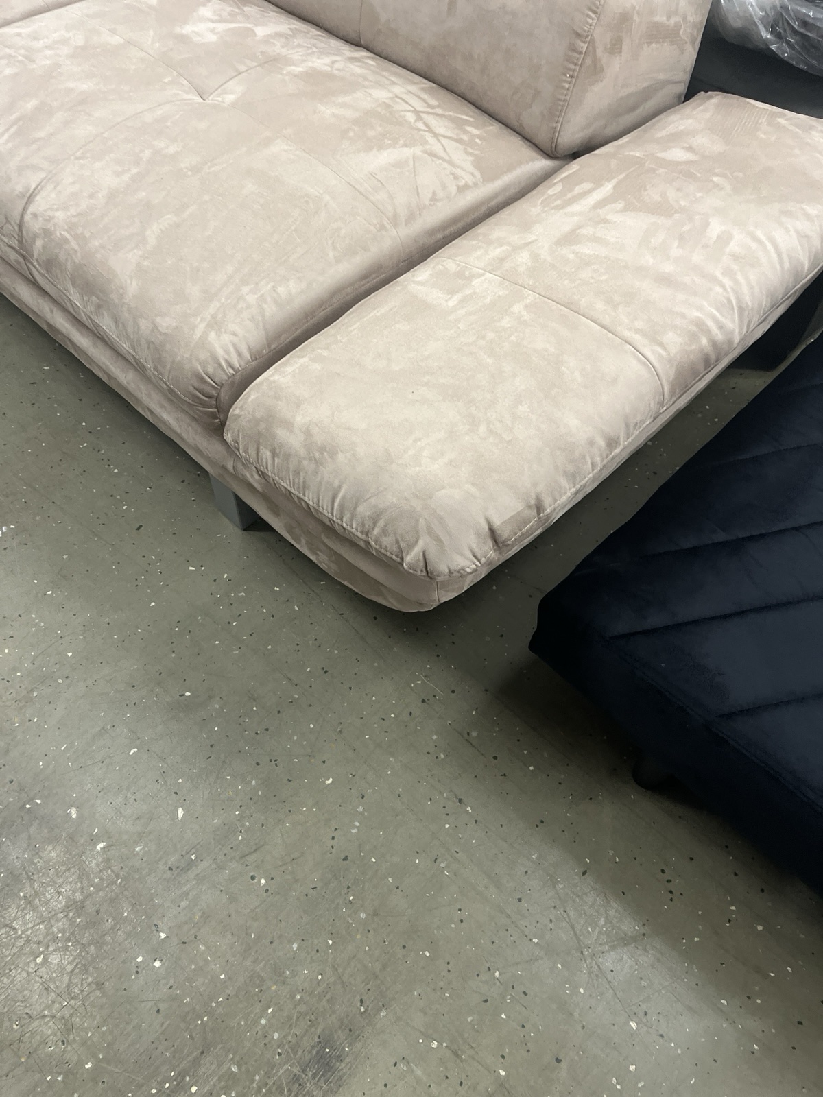 Sofa, mit Armteilverstellung & Kopfteilverstellung❗️
Maße: 220x96x92 cm – Bild 7