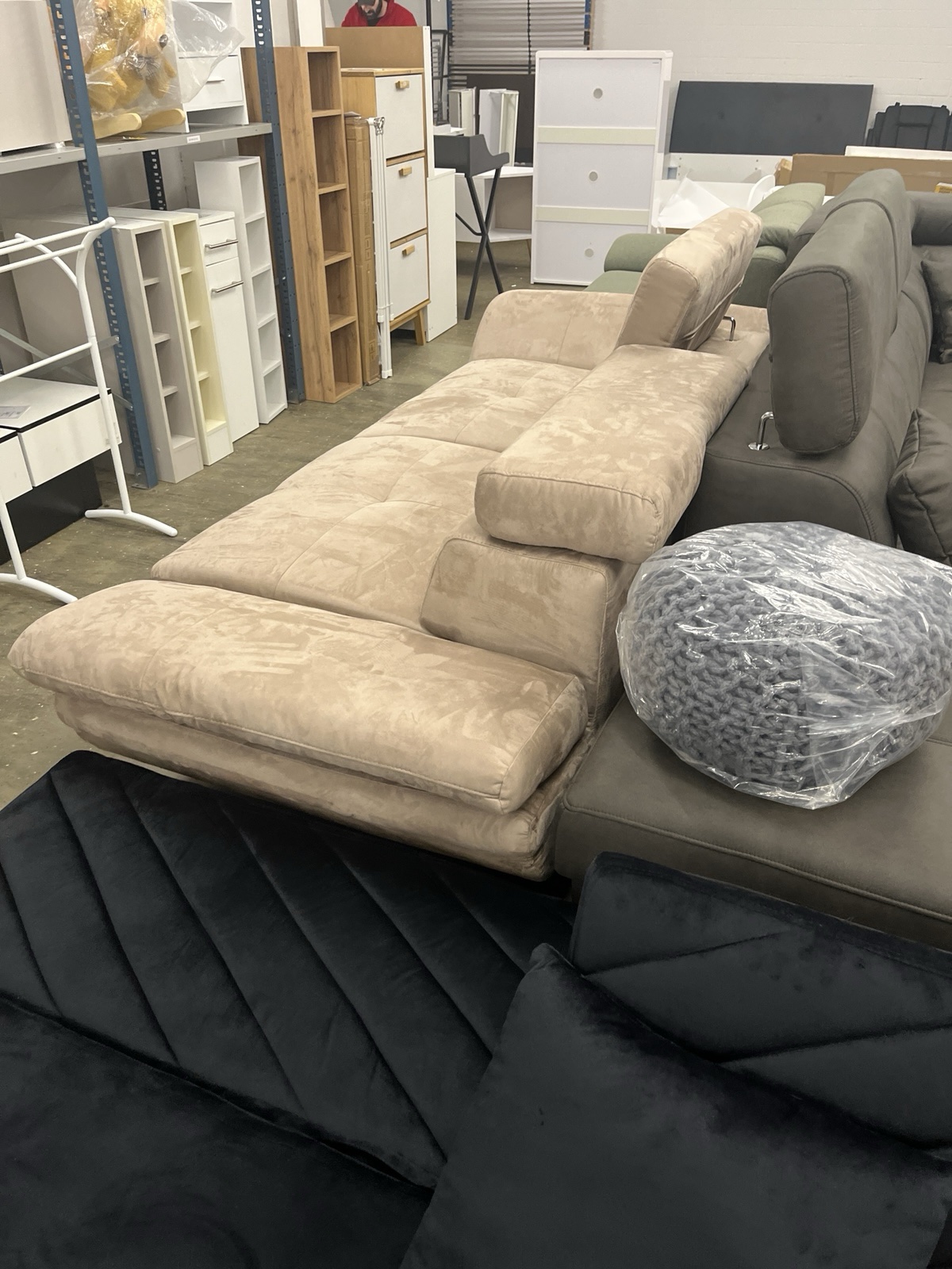 Sofa, mit Armteilverstellung & Kopfteilverstellung❗️
Maße: 220x96x92 cm – Bild 2