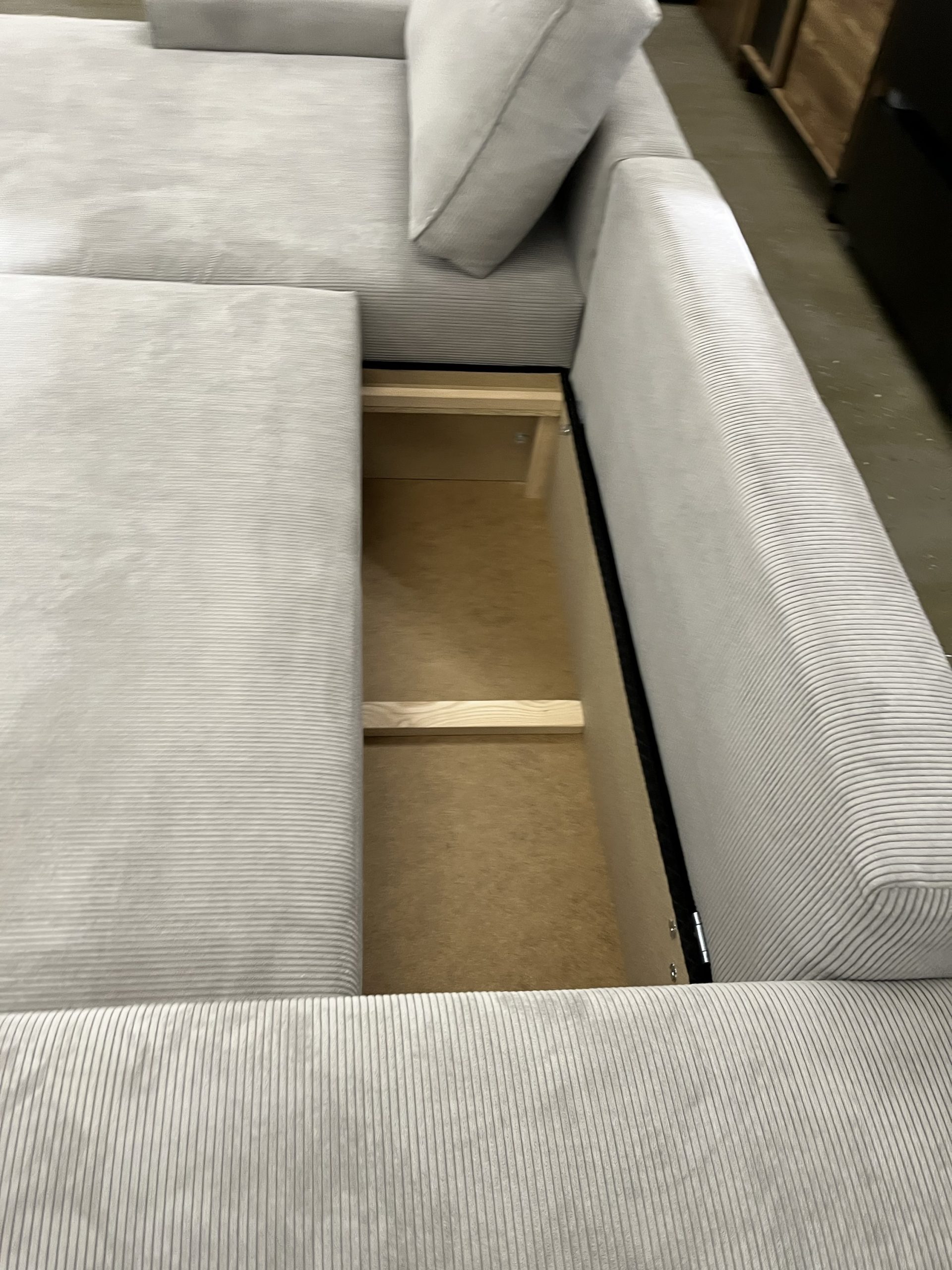Ecksofa Schlafsofa mit Bettkasten, Couch in L-Form, Breite 245 cm – Bild 7