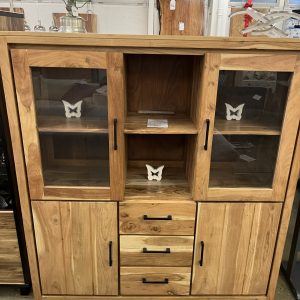 Highboard aus Akazien Massivholz
140x151x45 cm Neu