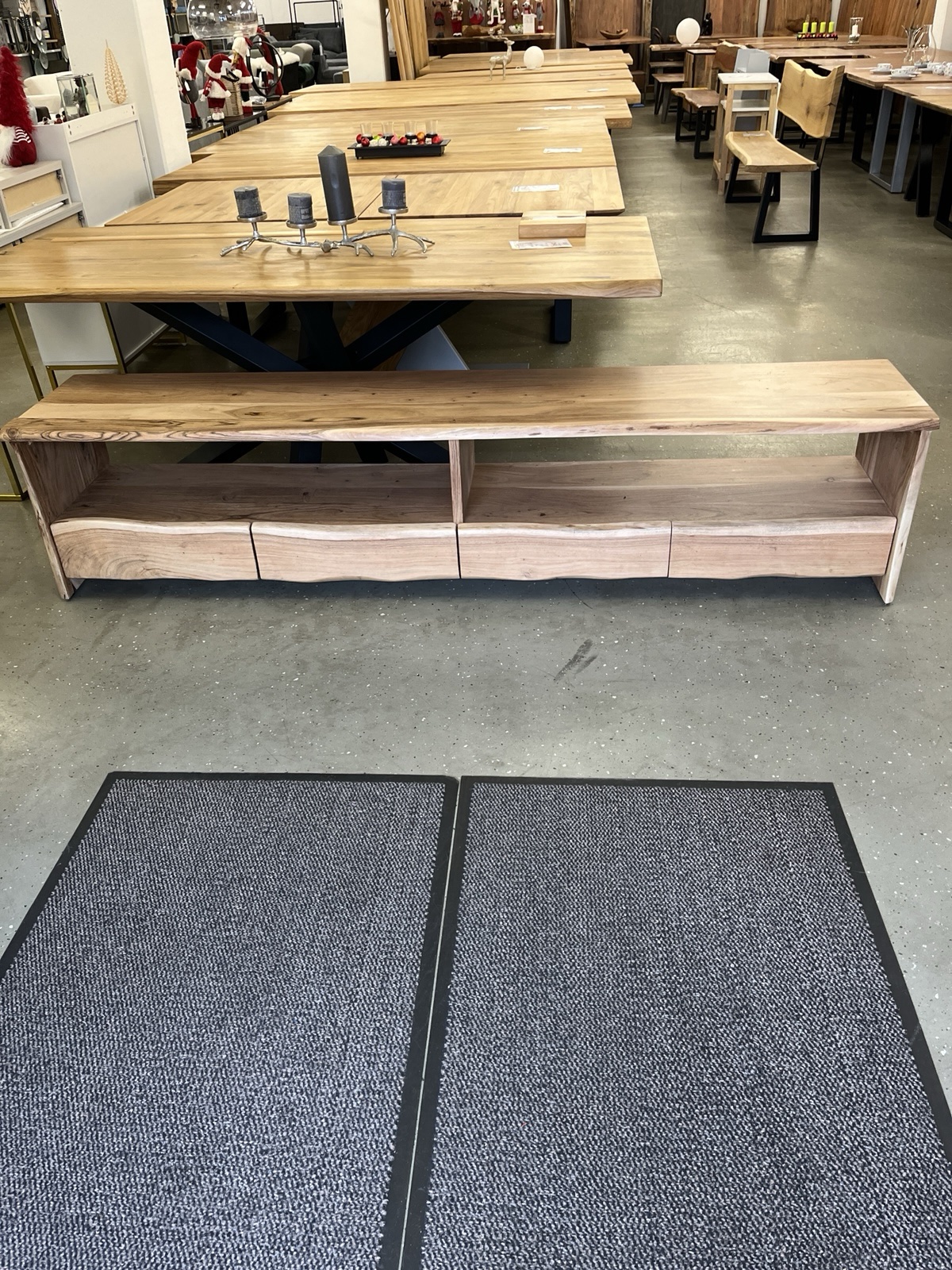 TV Board Sideboard Vollmassiv Holz Akazie 230x45x50 cm.Neue – Bild 8