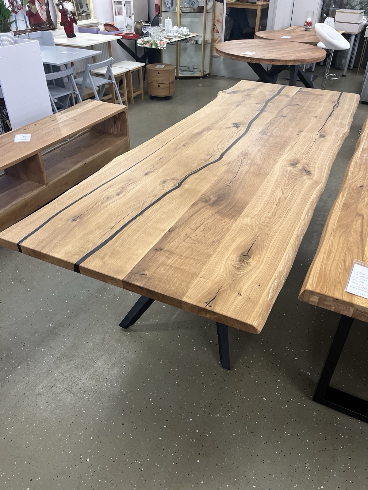 Esstisch Tisch +Massivholz Eiche VOLL 4cm +Baumkante +Epoxidharz 260x100 cm – Bild 4