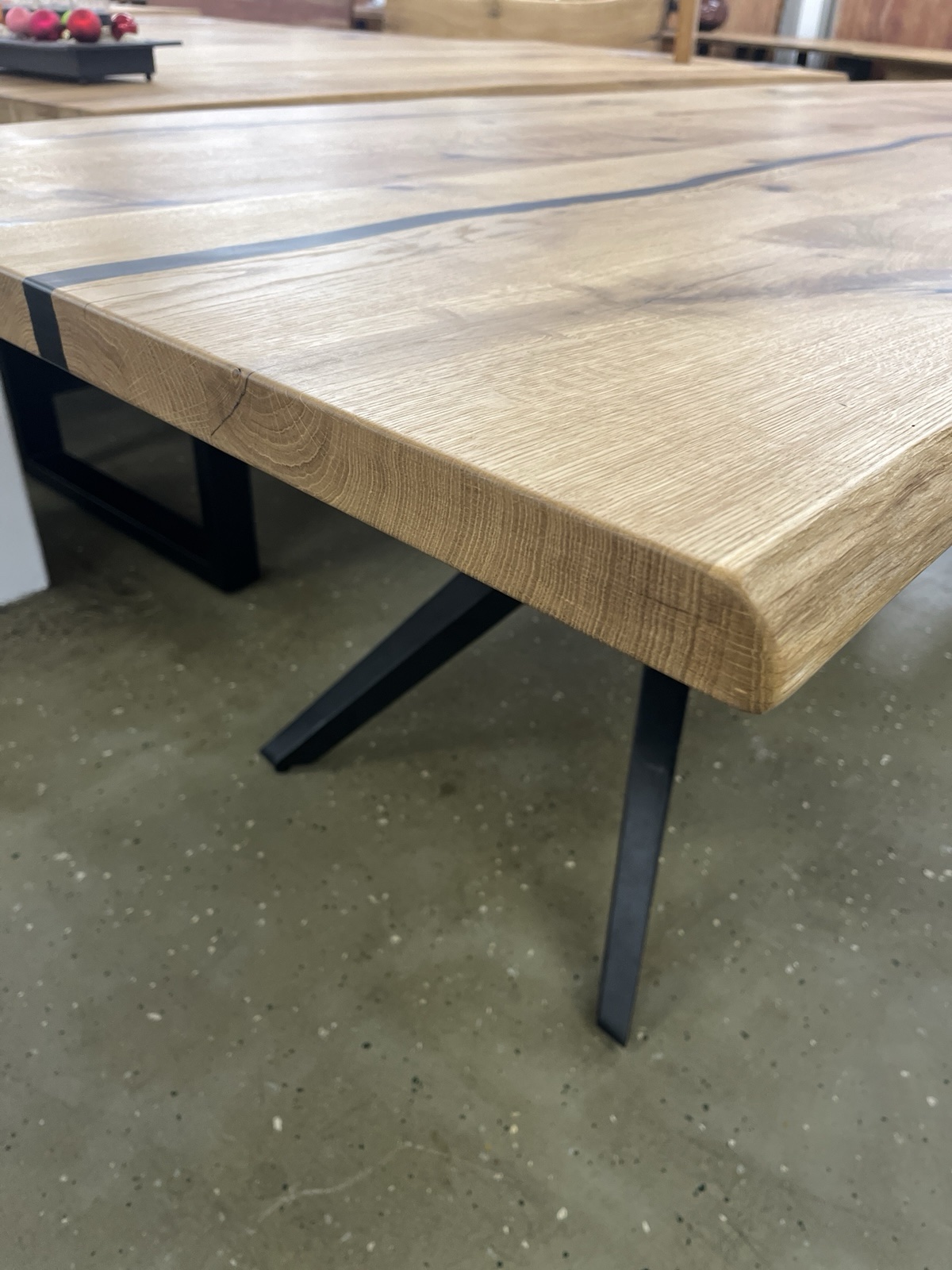 Esstisch Tisch +Massivholz Eiche VOLL 4cm +Baumkante +Epoxidharz 260x100 cm – Bild 13