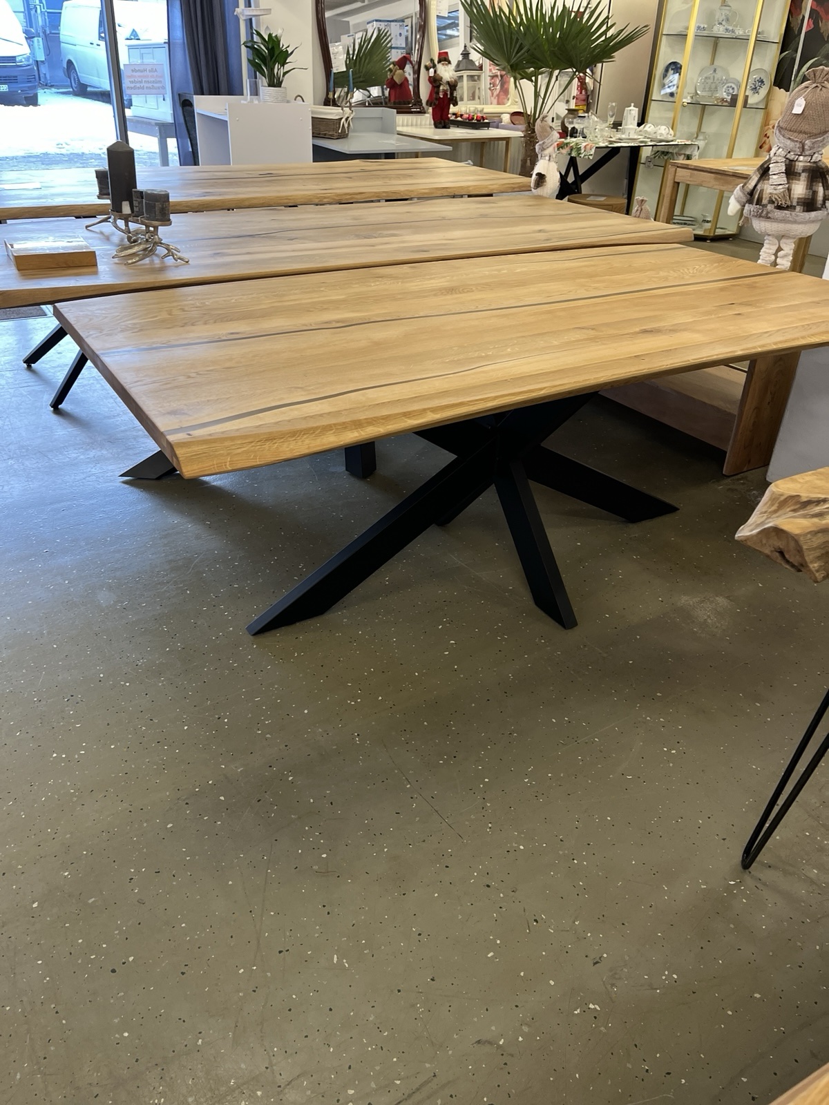 Esstisch Tisch + Massivholz Eiche 200x100x75 Epoxidharz mit Stern / Doppel X und U Gestell – Bild 3