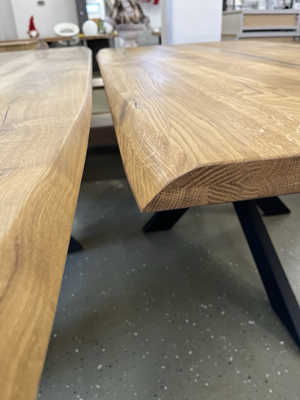 Esstisch Tisch + Massivholz Eiche 200x100x75 Epoxidharz mit Stern / Doppel X und U Gestell – Bild 8