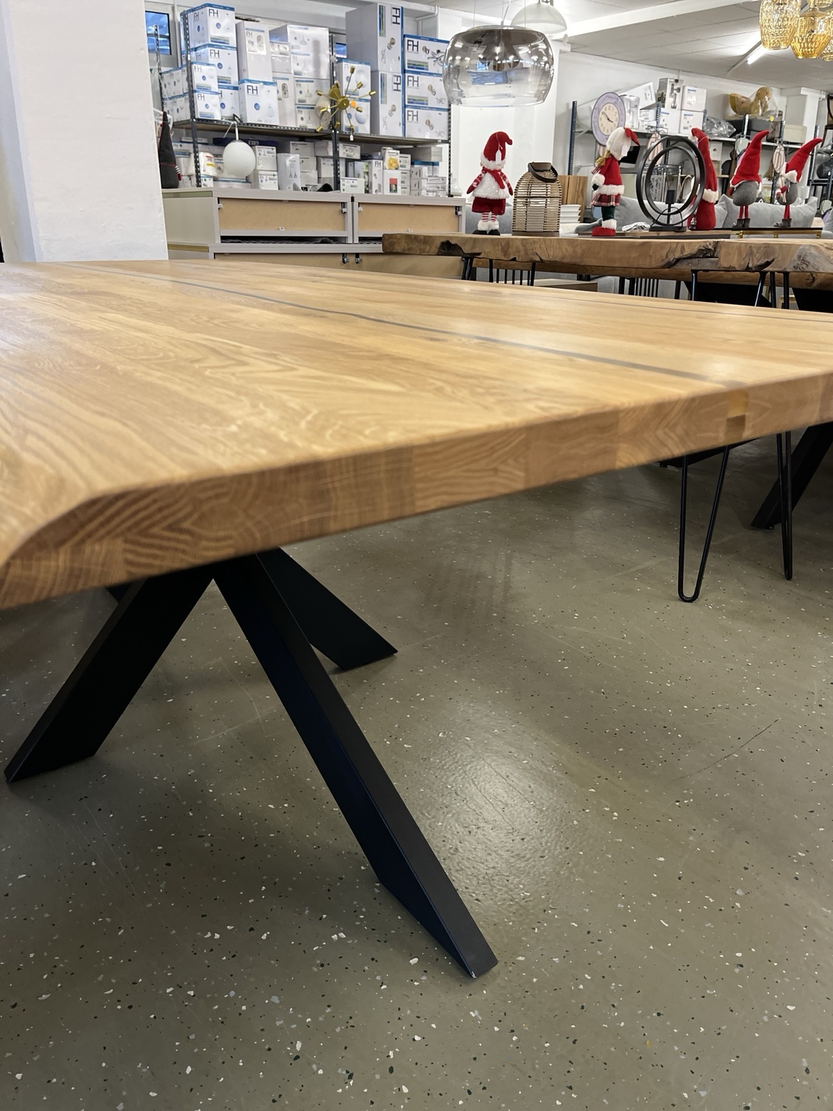 Esstisch Tisch + Massivholz Eiche 200x100x75 Epoxidharz mit Stern / Doppel X und U Gestell – Bild 9