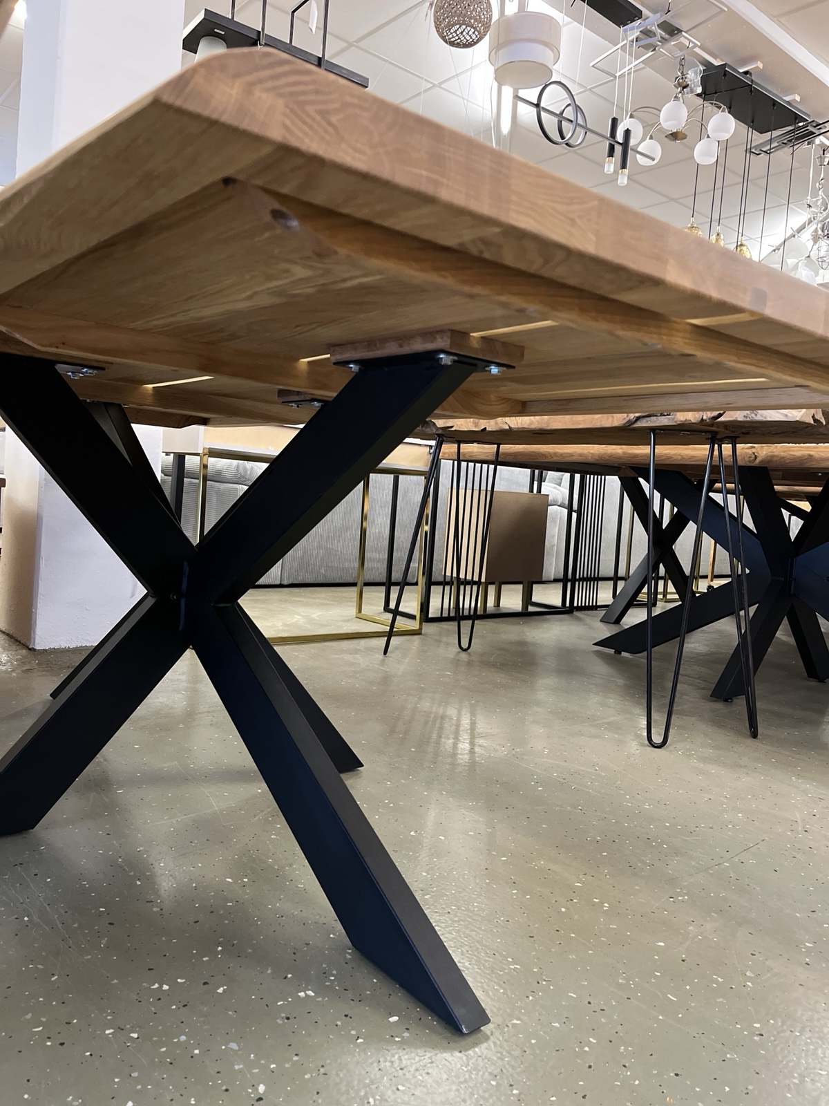 Esstisch Tisch + Massivholz Eiche 200x100x75 Epoxidharz mit Stern / Doppel X und U Gestell – Bild 10