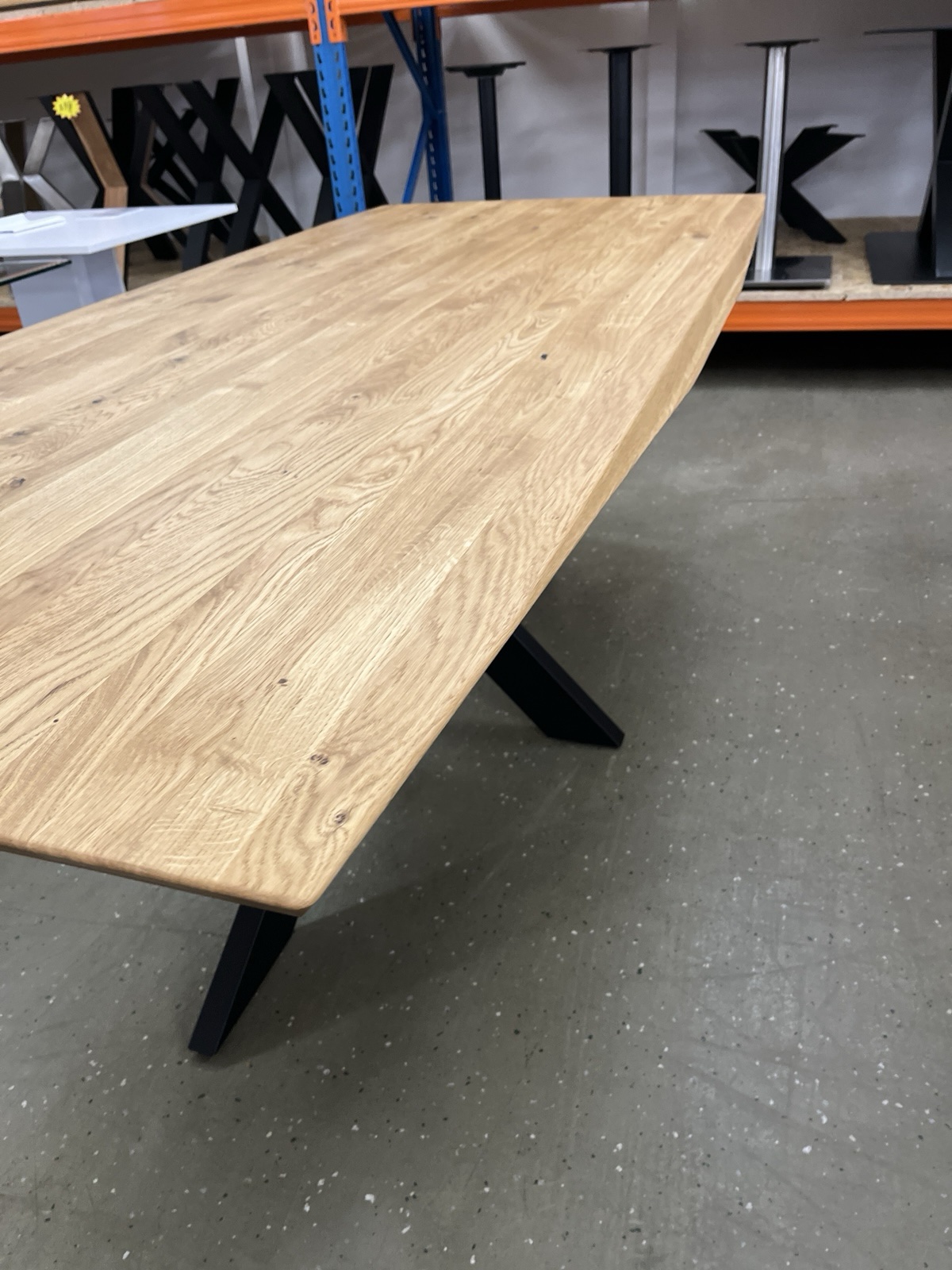 Esstisch aus Wildeiche Massiv Vollholz mit Schweizerkante 200x100x75 cm 40 mm Stark Gedoppelte Plate