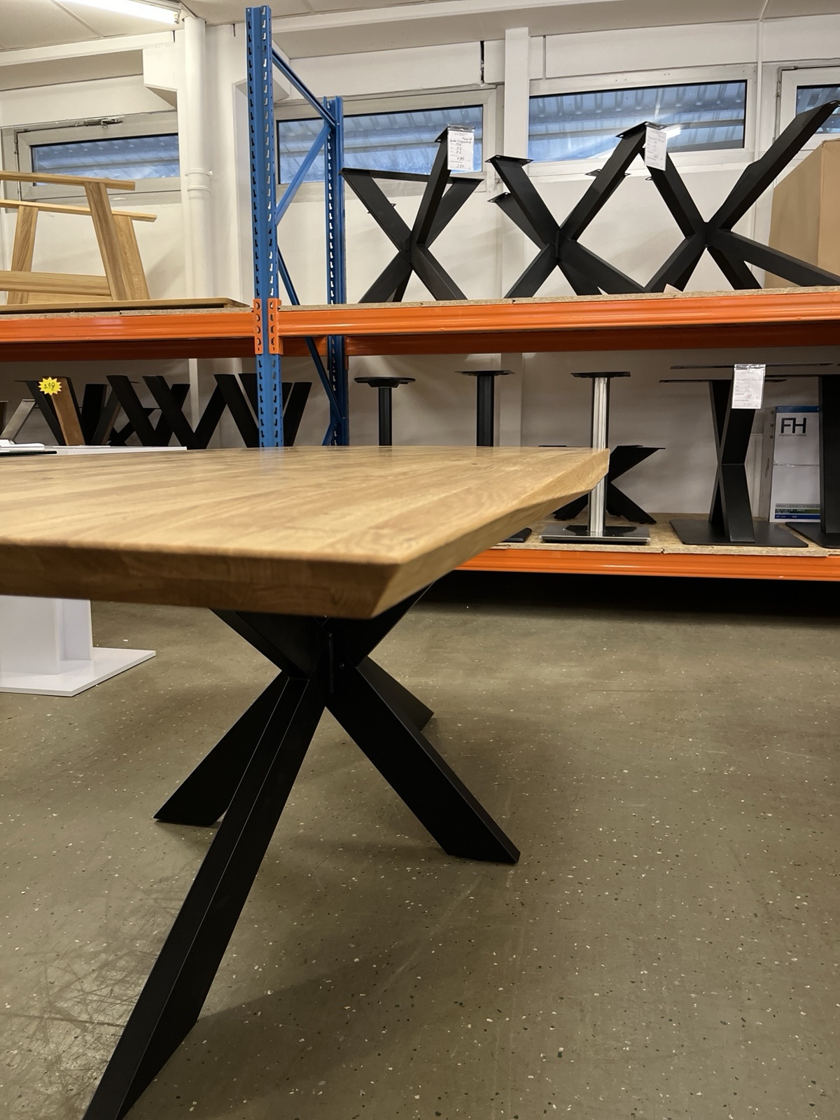 Esstisch aus Wildeiche Massiv Vollholz mit Schweizerkante 200x100x75 cm 40 mm Stark Gedoppelte Plate – Bild 2