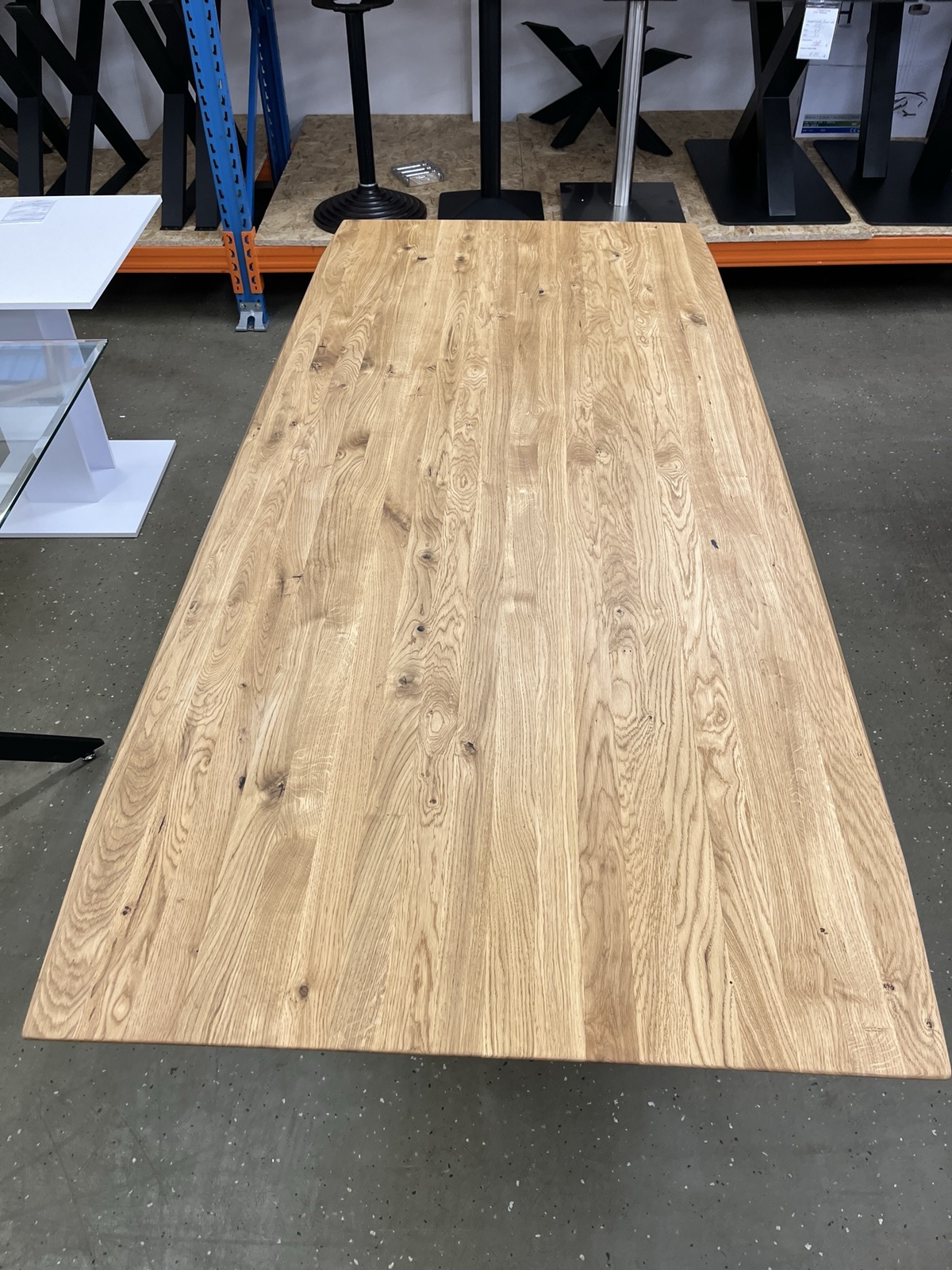 Esstisch aus Wildeiche Massiv Vollholz mit Schweizerkante 200x100x75 cm 40 mm Stark Gedoppelte Plate – Bild 4